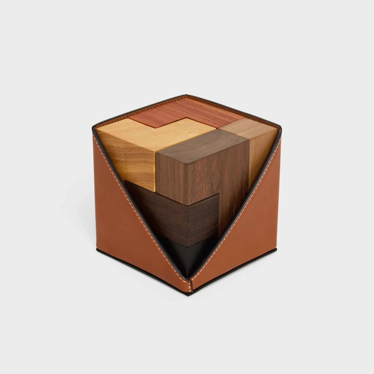 Puzzle cube in wood and natural calfskin case