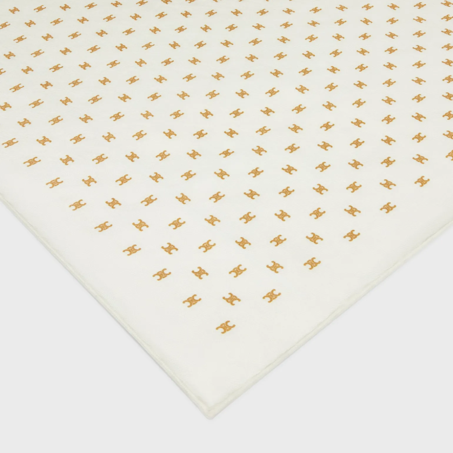 square in triomphe silk twill
